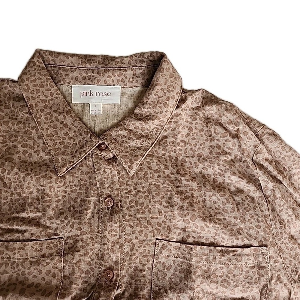 Pink Rose Women's Large 100% Rayon Leopard Print Long Sleeve Button Flirt Blouse - Picture 12 of 12